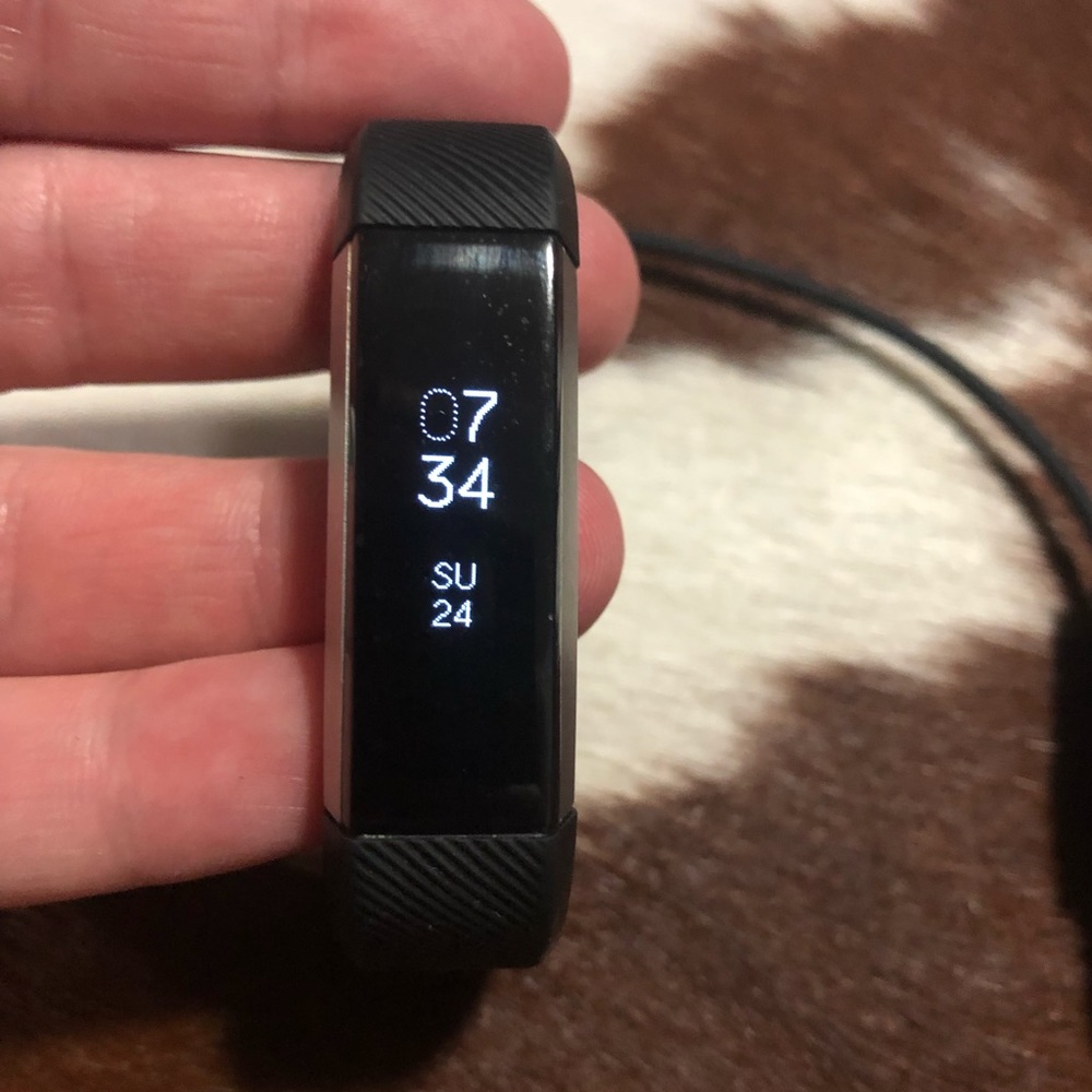 Fitbit Alta Tracker